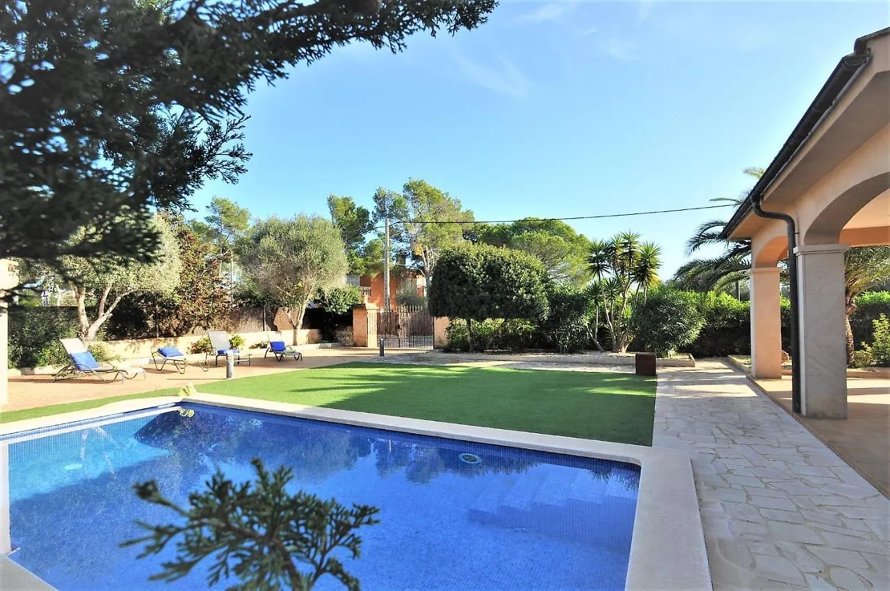 Casa Brisa- En Cala Llombards- Santany Villa Spain