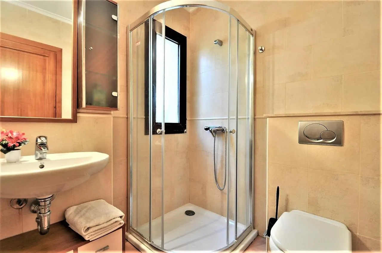 Casa Brisa- En Cala Llombards- Santany Villa Spain