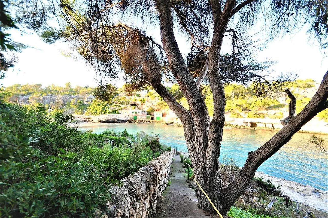 Casa Brisa- En Cala Llombards- Santany Villa Spain